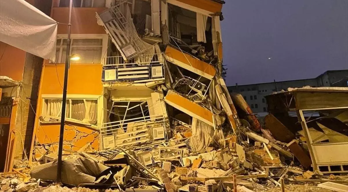 „Am spus că seismul va veni. Nimeni nu a reacționat”. Un geolog turc a avertizat repetat că un cutremur va avea loc în zona lovită azi