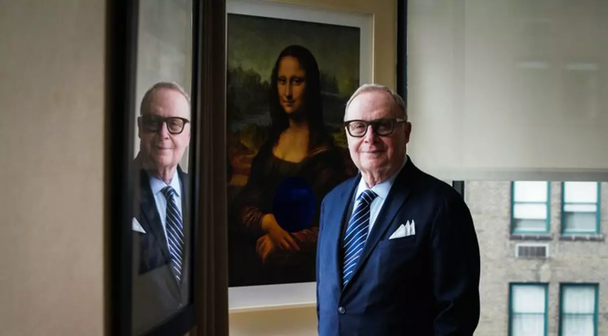 Miliardarul Thomas Lee, găsit mort în biroul său. Presa americană scrie că s-a împușcat