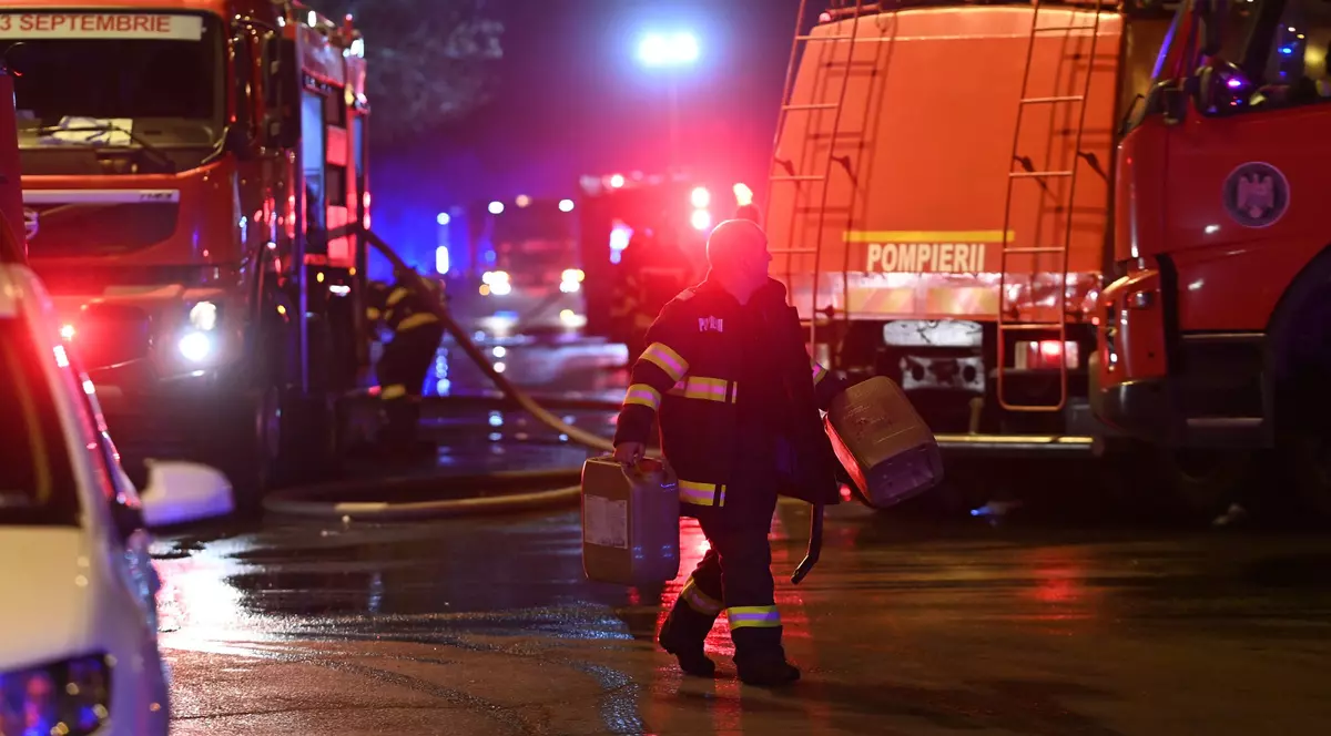 Incendiu la Spitalul Județean Zalău. 12 pacienți și o asistentă s-au autoevacuat