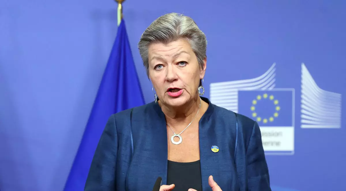 UE cere controale sporite, pentru depistarea spionilor ruşi. Comisar european: Putin vrea să distrugă Uniunea Europeană