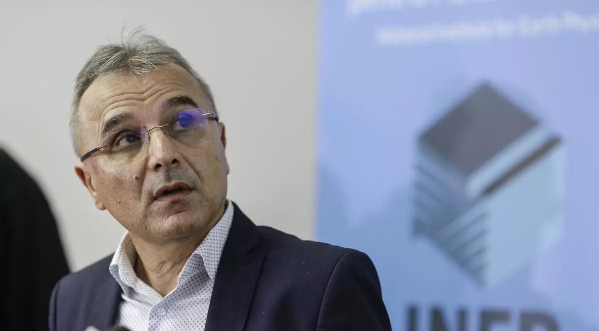 Între frică și ignoranță. Cum am ajuns să le cerem oamenilor de știință să fie falșii profeți ai cutremurelor