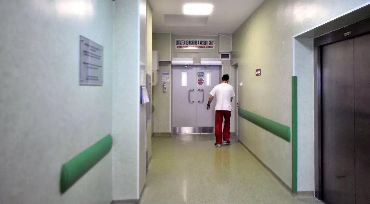 În România nu există un Centru de arși care să trateze cazurile foarte grave - raportul Curții de Conturi
