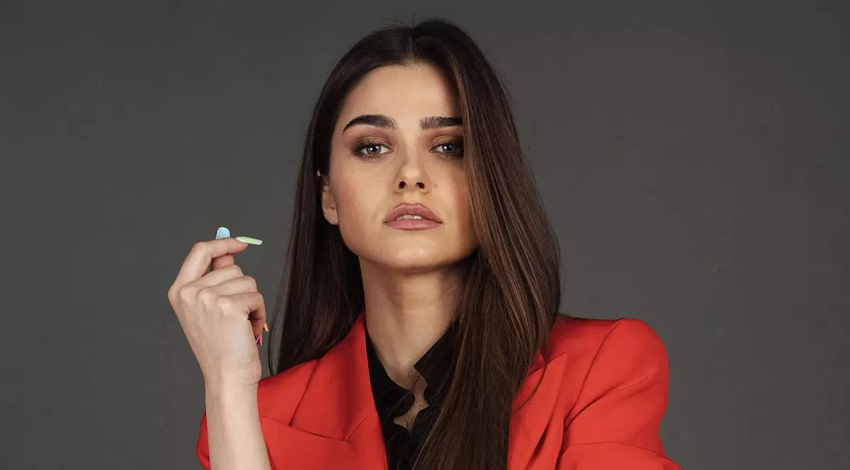 Ce a pățit Theo Rose la cel mai recent concert: „Nu știu ce a fost în capul meu”. E însărcinată în cinci luni