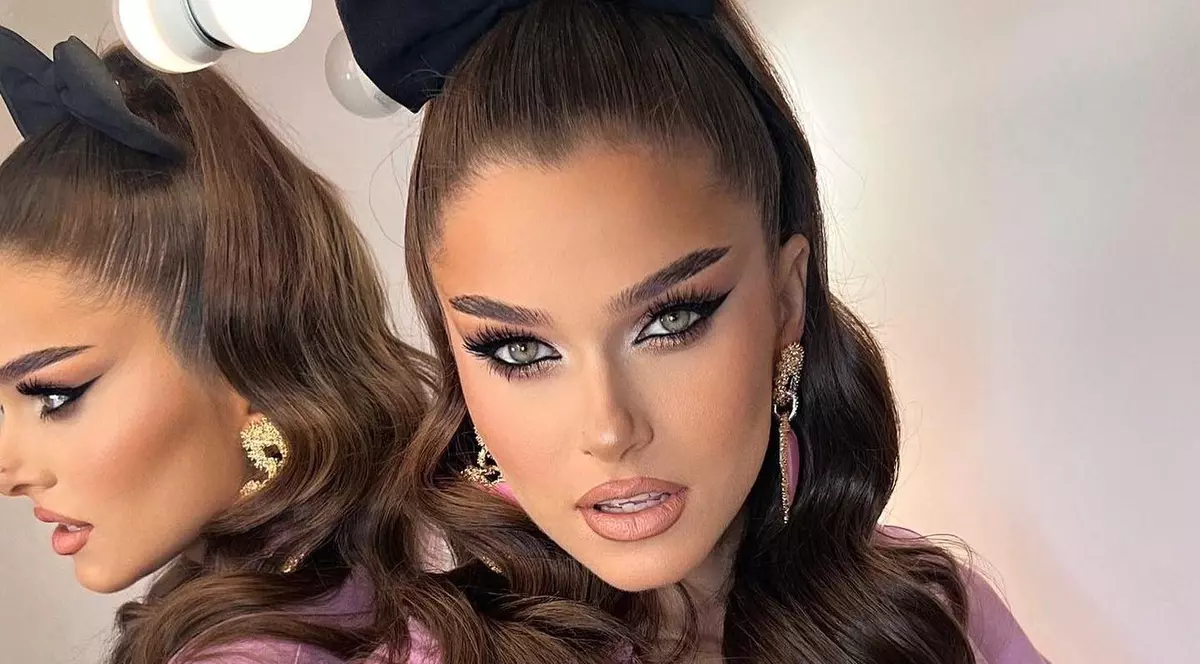 Theo Rose