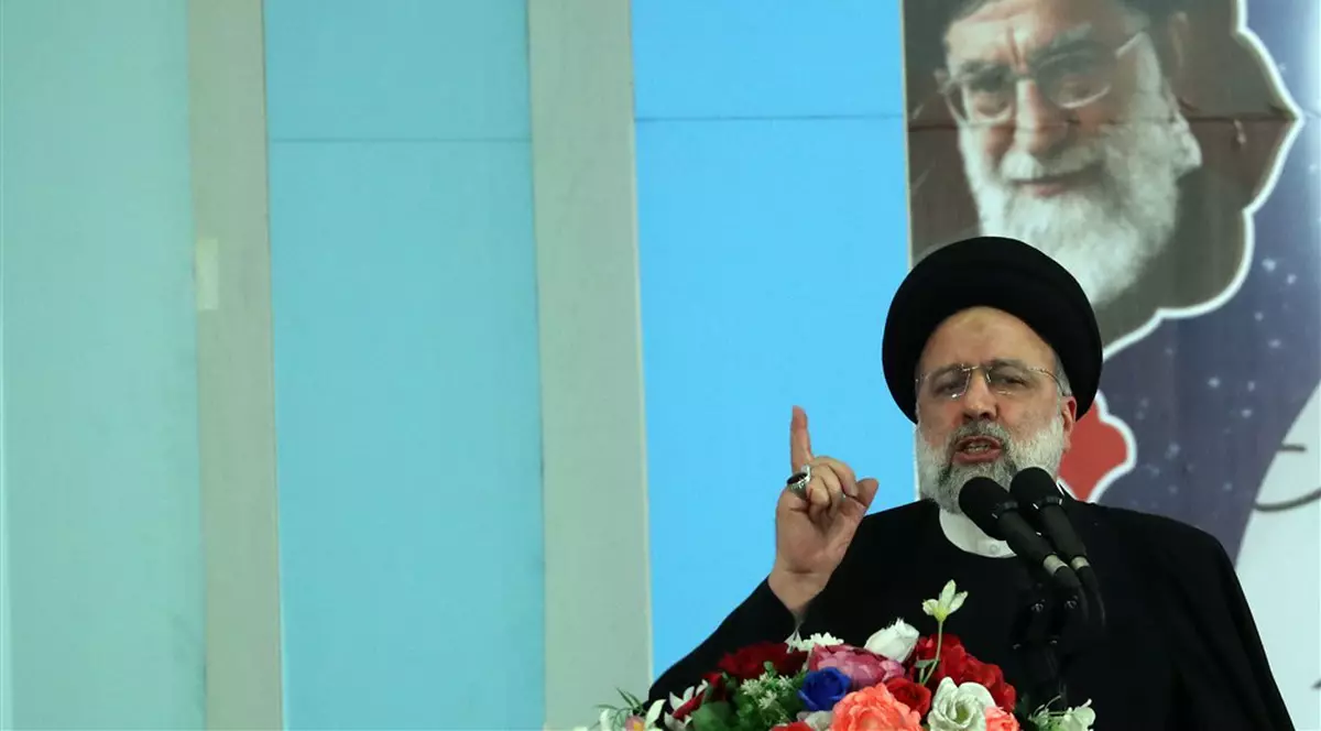 Președintele Iranului dă vina pe dușmani străini pentru valul de otrăviri în rândul elevelor