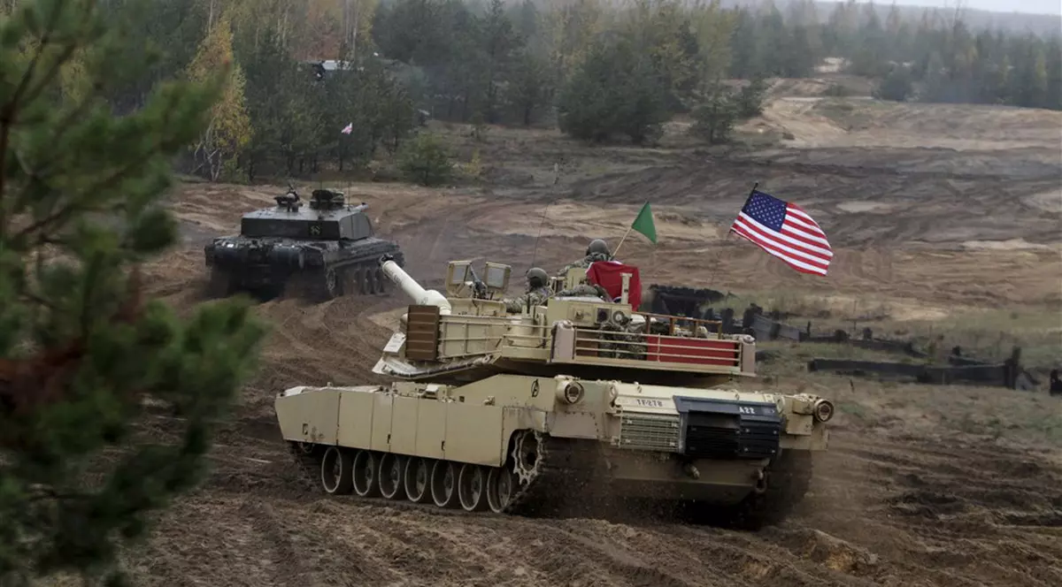 România va cumpăra un batalion de tancuri americane Abrams, anunță un oficial al Armatei Române