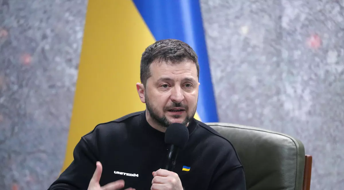 Articol în New York Times: „Dacă Zelenski dorește să-și completeze imaginea de sine ca Winston Churchill, el va dori intrarea NATO - adică a Americii - în conflict. Dar NATO nu vrea asta”