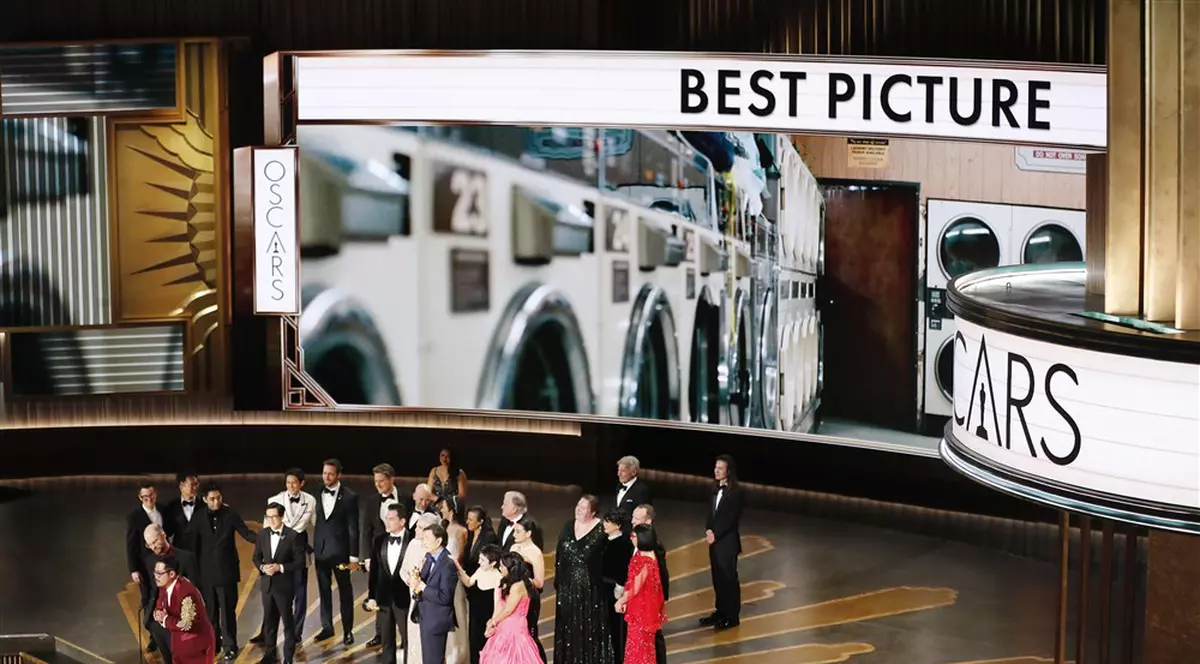 Premiile Oscar 2023. "Everything Everywhere All at Once", cel mai bun film. Brendan Fraser şi Michelle Yeoh, cei mai buni actori în roluri principale