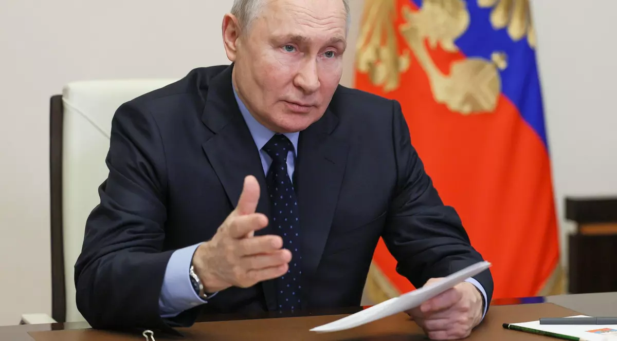 Vladimir Putin l-a numit guvernator interimar în regiunea rusă Omsk pe fostul șef al guvernului separatist din Donețk