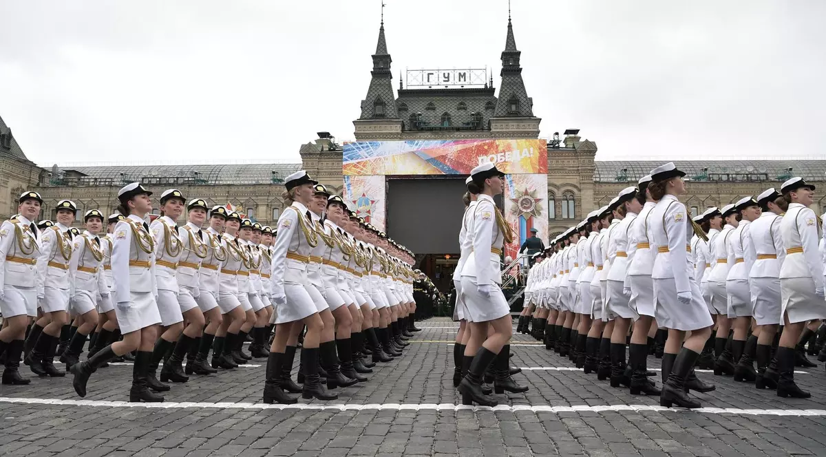 O femeie soldat din armata rusă vorbește despre abuzurile camarazilor: „Mi-au spus clar că voi fi «soția de câmp» a comandantului”