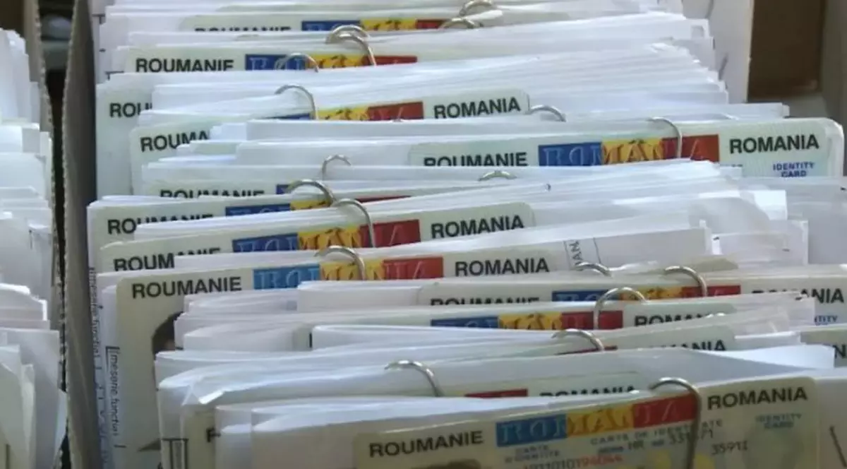 Cum poți să îți schimbi, în mod legal, numele de familie și prenumele