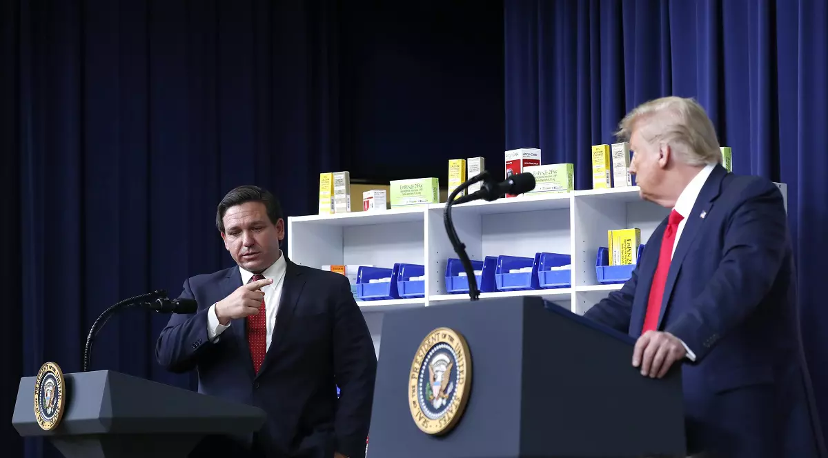 Donald Trump nu va fi extrădat din Florida, dacă procurorii din New York cer asta, a anunțat guvernatorul Ron DeSantis