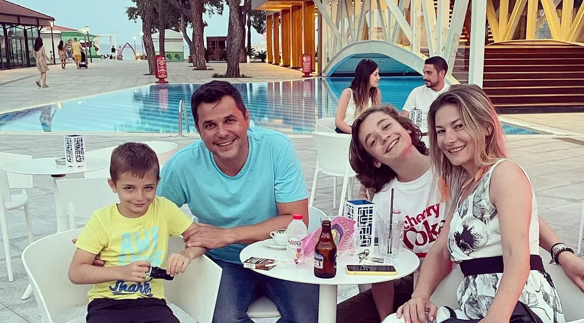 Băiatul cel mare al lui Cove a împlinit 14 ani: „Am învățat atât de multe de la tine”. Ce carieră își dorește să urmeze Bogdan