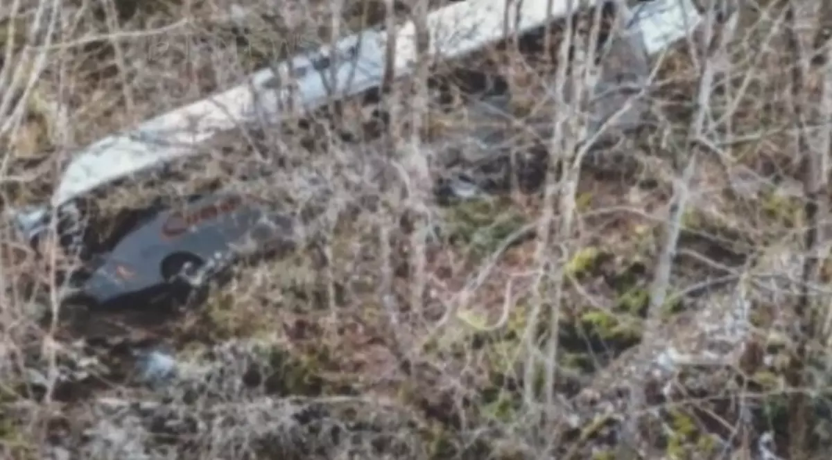 Un autocar cu zeci de copii a căzut într-o râpă, în Franța. Șoferului i s-a făcut rău la volan