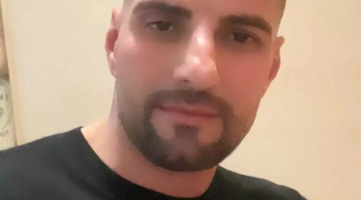 Un fost polițist român căutat în toată Italia o terorizează pe fosta lui iubită și i-a trimis mesaj de 8 Martie. „Arestați-l sau mă omoară!”