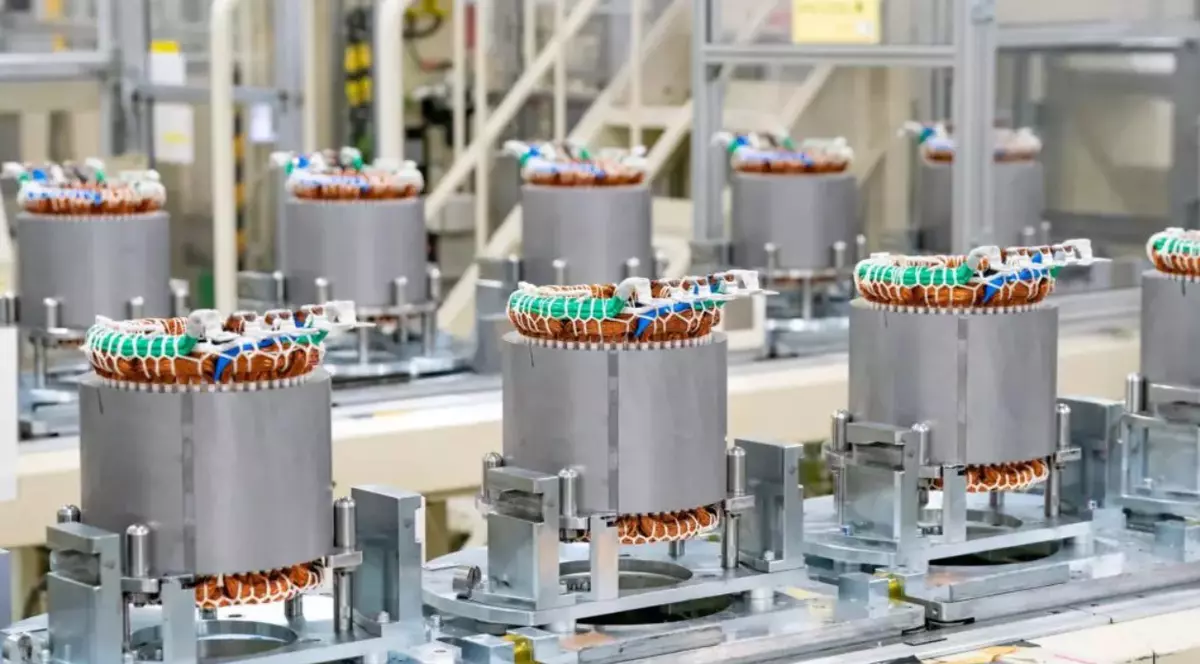 Strategiile X-in-1: Nissan cunoaște secretul dezvoltării mașinilor electrice și își dorește să se impună pe piață în urma unor decizii de reducere a costurilor