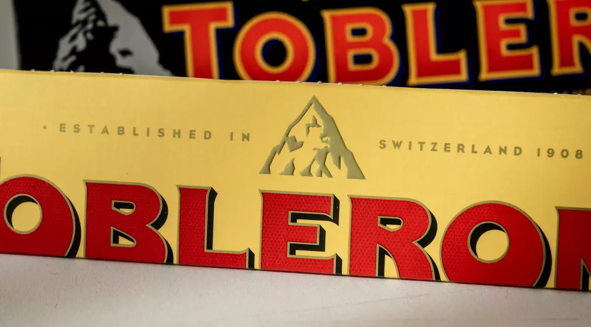 Toblerone, schimbare de imagine după ce o parte din producție se mută din Elveția. Ce se întâmplă cu ciocolata
