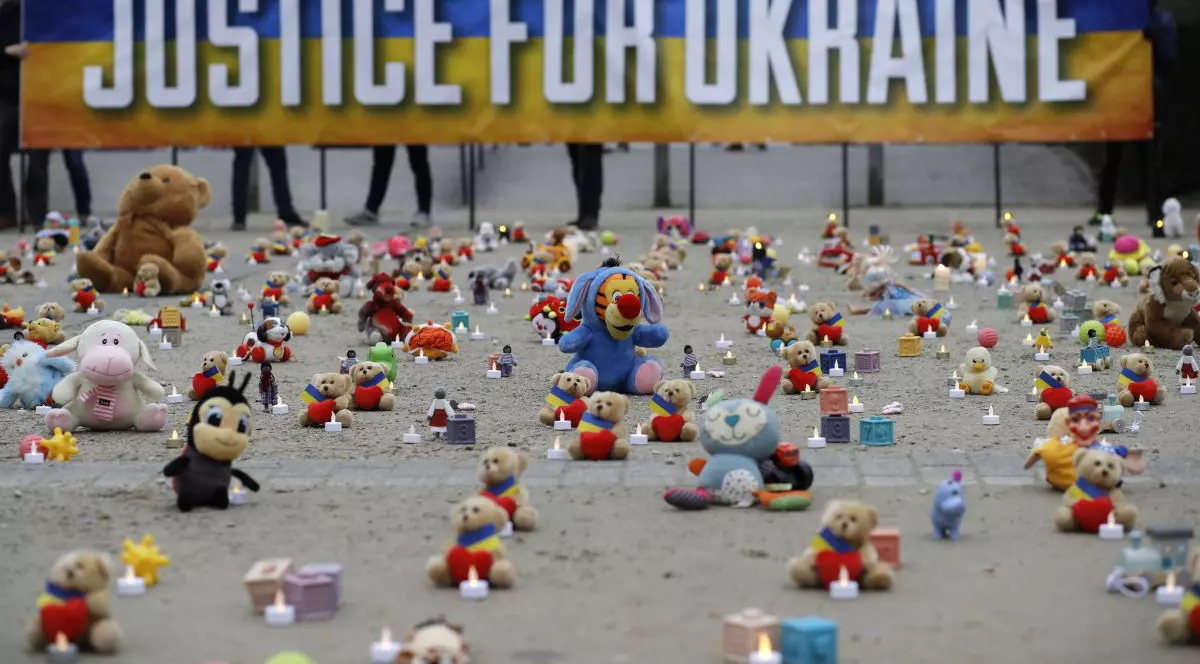 „A trebuit să ascundem copiii, ca într-o operațiune clandestină”. Deportarea copiilor ucraineni, practica pe care Rusia vrea să o continue, în ciuda mandatului de arestare al lui Putin