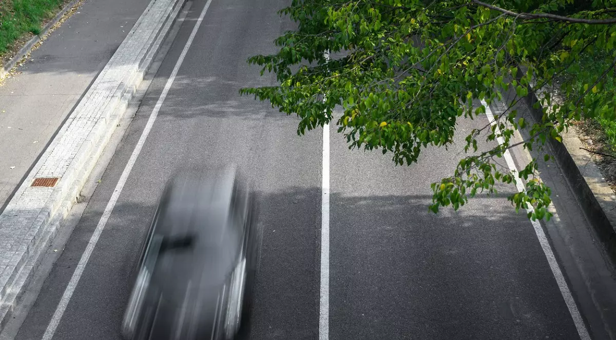 Un român prins cu 203 km/h în Franța, lăsat fără mașina de zeci de mii de euro. Cum a motivat în fața polițiștilor goana pe șosea