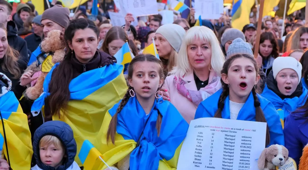 Istoria predată în școli, o chestiune de securitate națională în Ucraina. Profesori de istorie au lucrat 6 luni la noile lecții. Ce îi învață acum pe elevi