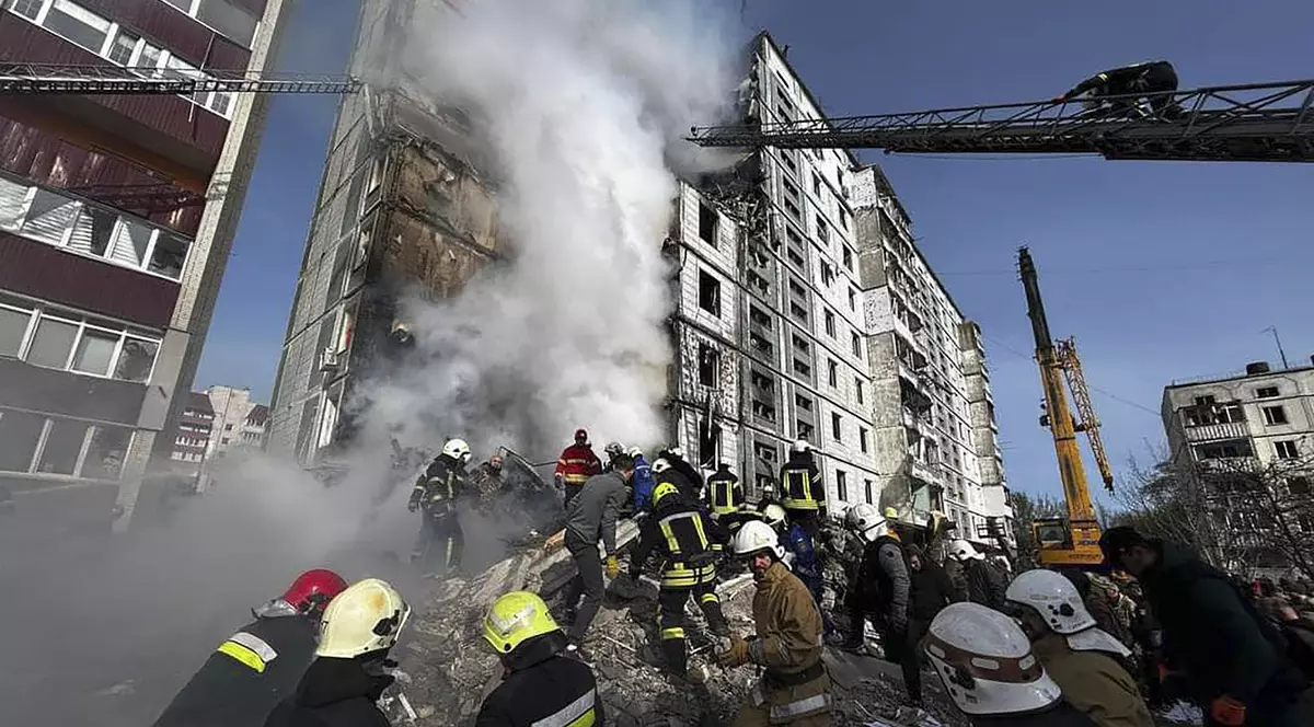 Ce ținte spune Moscova că a vizat în atacul masiv cu drone și rachete lansat în timpul nopții în mai multe orașe ucrainene