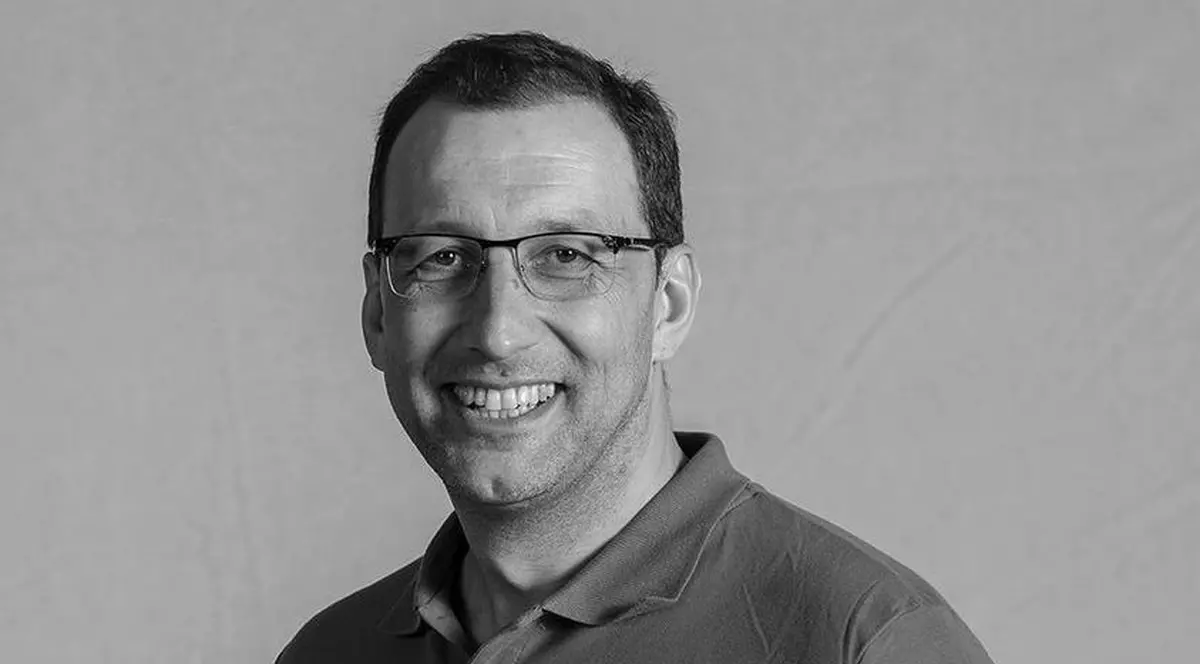 Antrenorul unei echipe de baschet din Galați a murit în timpul unui meci, la Focșani. „Ambulanța a sosit la sală fără medic”