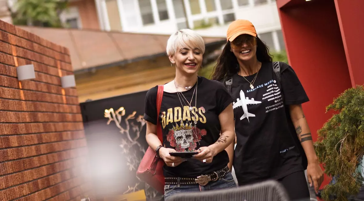 Ce spune Giulia Anghelescu despre colaborarea pe plan muzical cu Antonia. Cele două sunt bune prietene