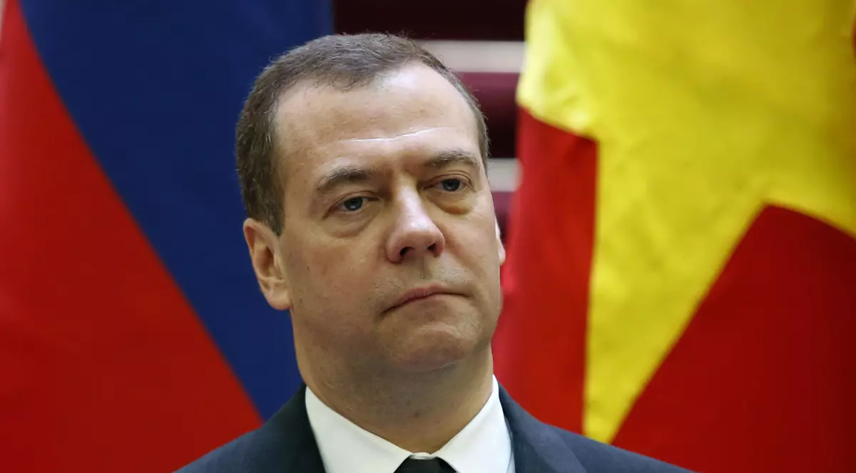 Dmitri Medvedev amenință Republica Moldova, după ce Chișinăul a anunțat „o listă neagră”: „Nici nu există o astfel de ţară”