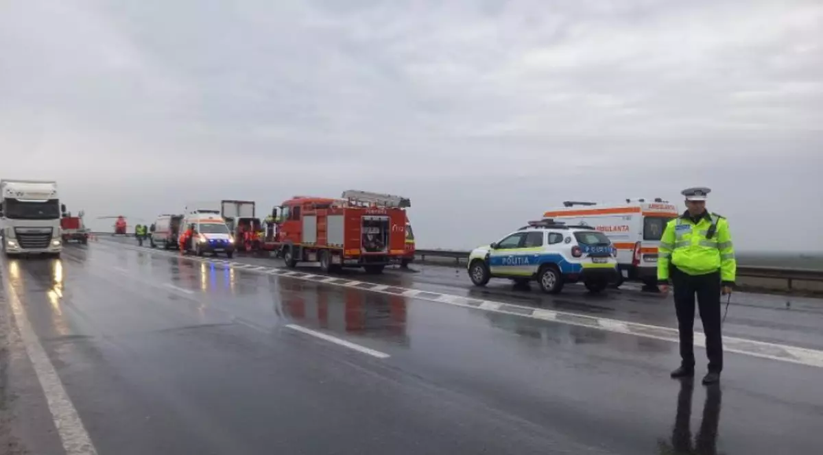 Accident grav în Vrancea: Doi bărbaţi au murit şi un altul a fost grav rănit