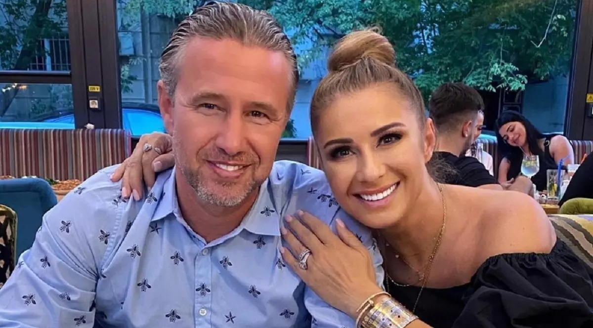 Ce mesaj i-a transmis Anamaria Prodan lui Laurențiu Reghecampf, de ziua numelui. Urarea neașteptată venită din partea impresarei