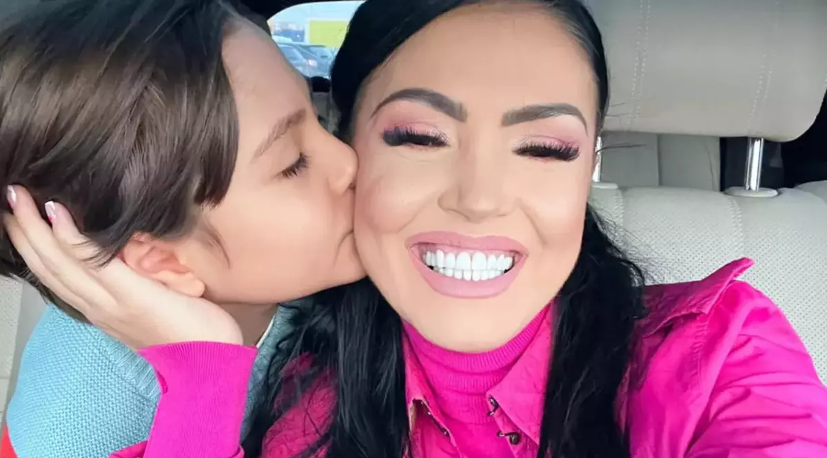 Andreea Mantea dezvăluie cum vopsește ouăle de Paște cu fiul ei: „Se zice că nu e bine, dar nu ai cum cu un copil inventiv"