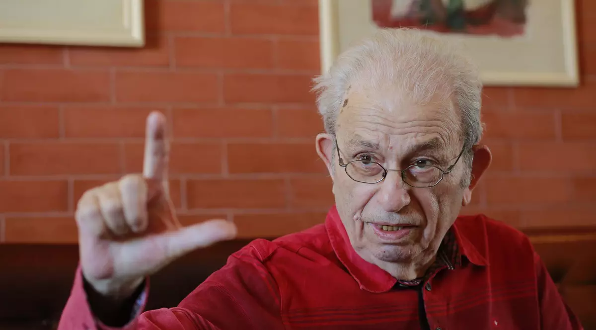 Radu Cosașu, scriitorul visător, croitorul de fraze memorabile. Dacă o parte din țara asta ar avea trăsăturile lui, am mai avea o speranță