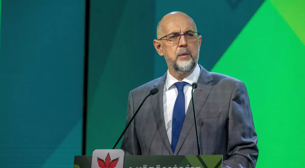 Kelemen Hunor, înainte să fie reales presedinte al UDMR, la Congresul al 16-lea al formațiunii, care a avut loc la Timisoara. Foto: Kiss Gábor / Facebook UDMR