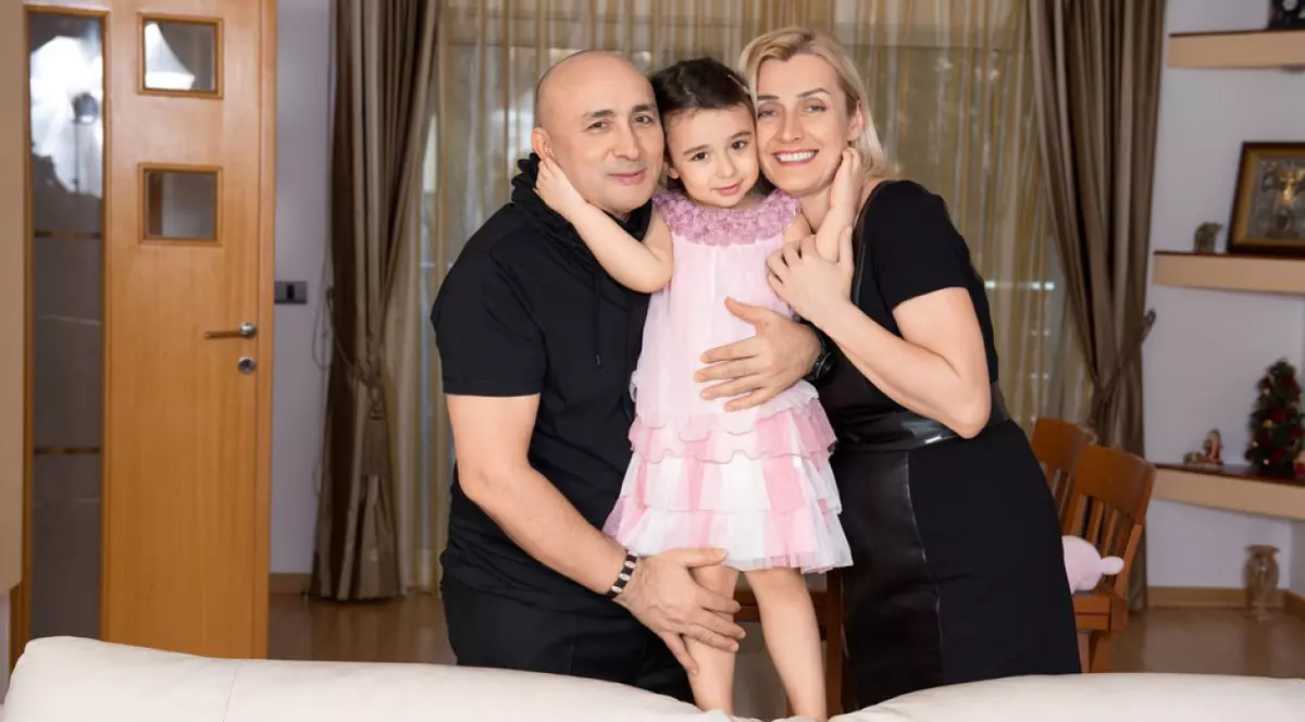 Anunțul făcut de Marcel Pavel după 33 de ani de căsnicie. „Nu am putut să rămân discret. Îmi pare rău, trebuie să spun asta”