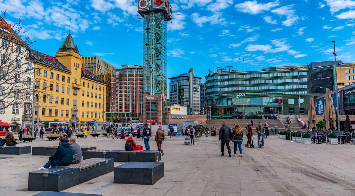 Milionarii Norvegiei își părăsesc țara în număr tot mai mare, după majorarea impozitului. „Nu am avut de ales”