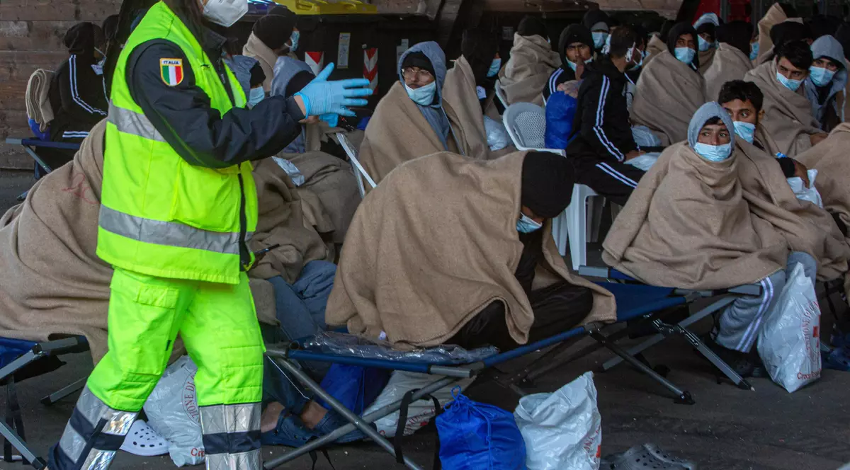 Stare de urgență în Italia din cauza migranţilor. Măsura, în vigoare timp de șase luni