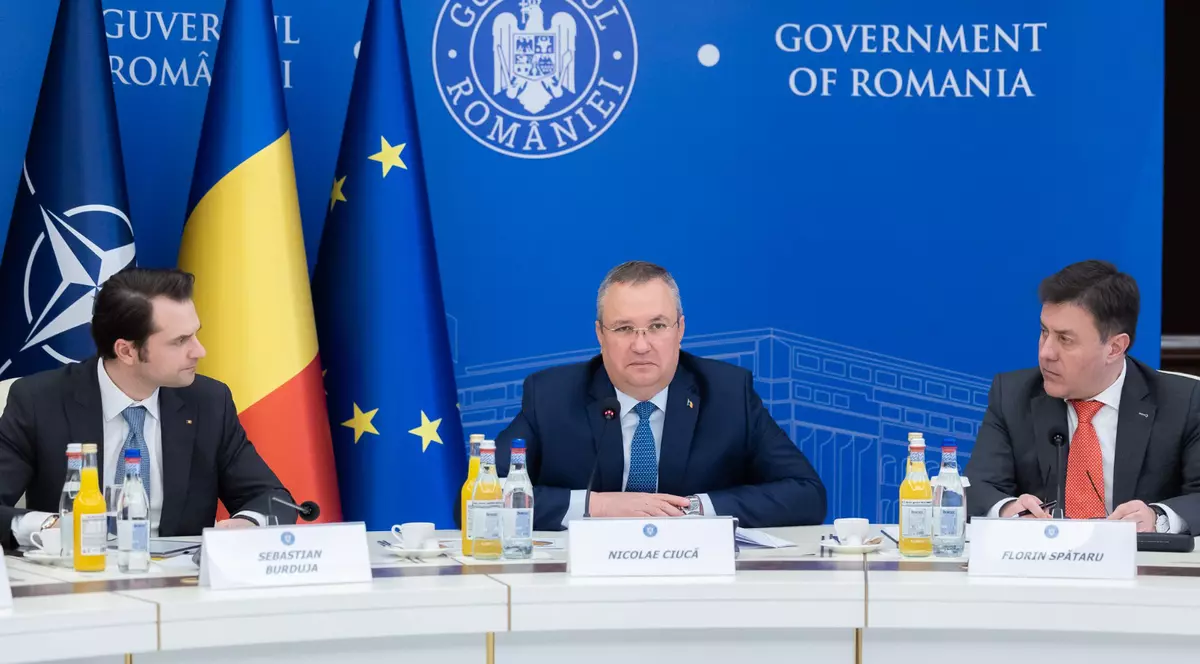 Unde pierde Guvernul lupta cu teoriile conspiraționiste care blochează legi în Parlament