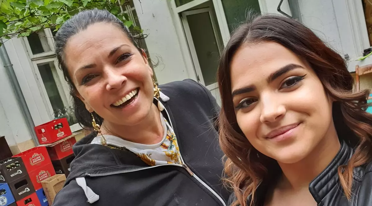 Ce face Dana Marijuana pentru bani, ca să își plătească facturile. „Lumea nu prea mă cheamă la petreceri”