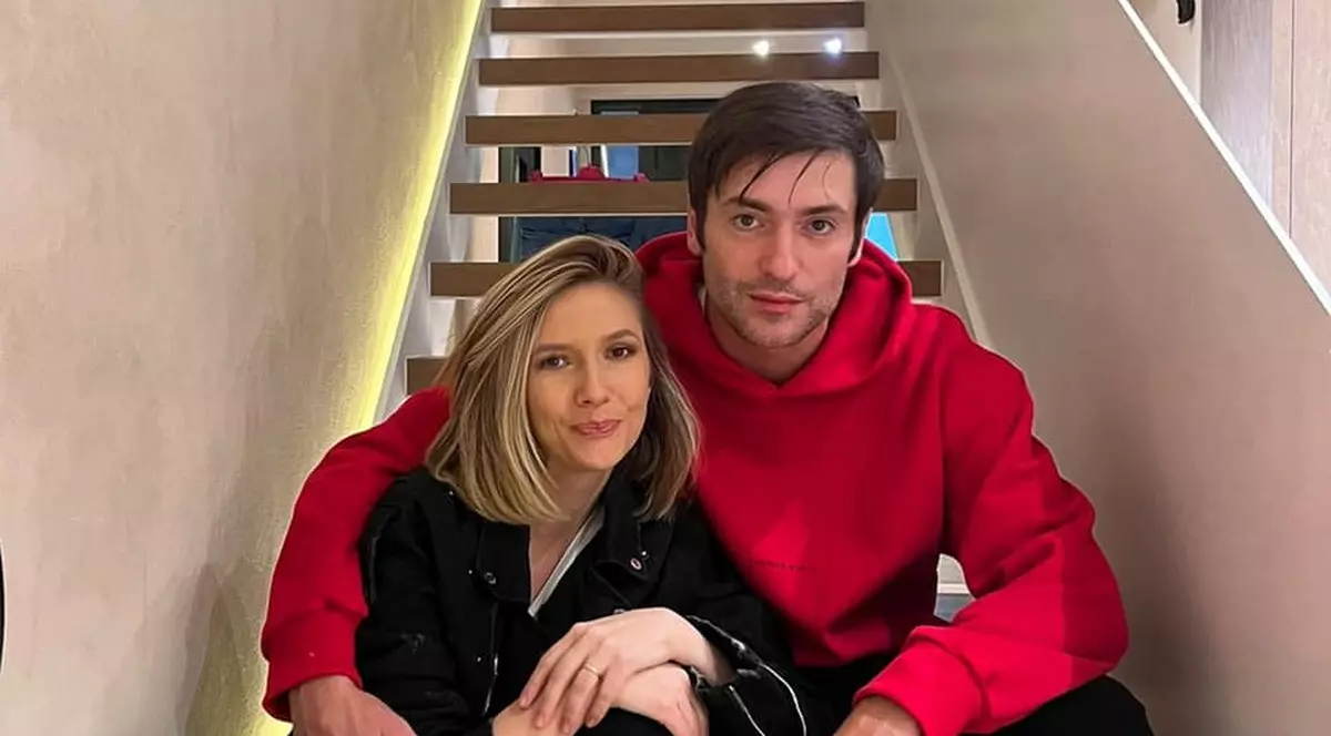 Dezvăluirile făcute de Adela Popescu după 8 ani de căsnicie cu Radu Vâlcan: „El e mai coleric, se ceartă cu mine”