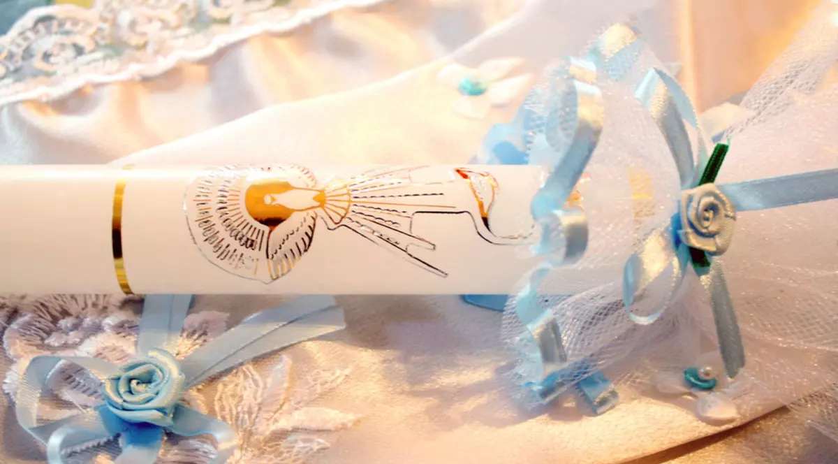 Ce se face cu lumânarea de la botez