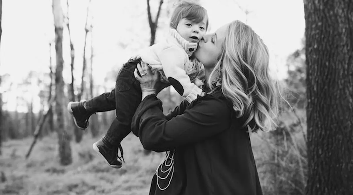 Eu sunt sursa constantă de confort a copilului meu