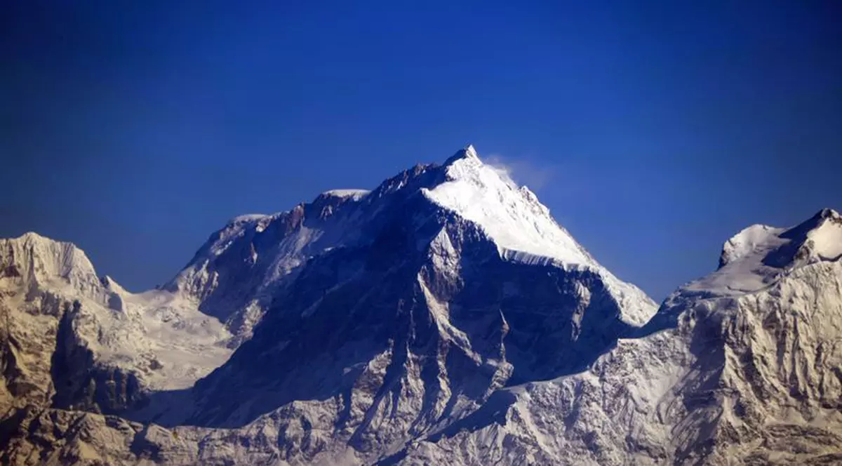 Un alpinist moldovean a murit, după ce i s-a făcut rău în timpul unei expediții pe Everest