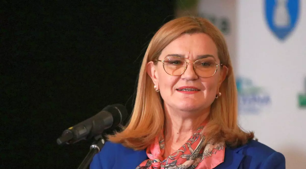 Preşedinta Federaţiei Române de Canotaj, Elisabeta Lipă, intră pe piaţa imobiliară