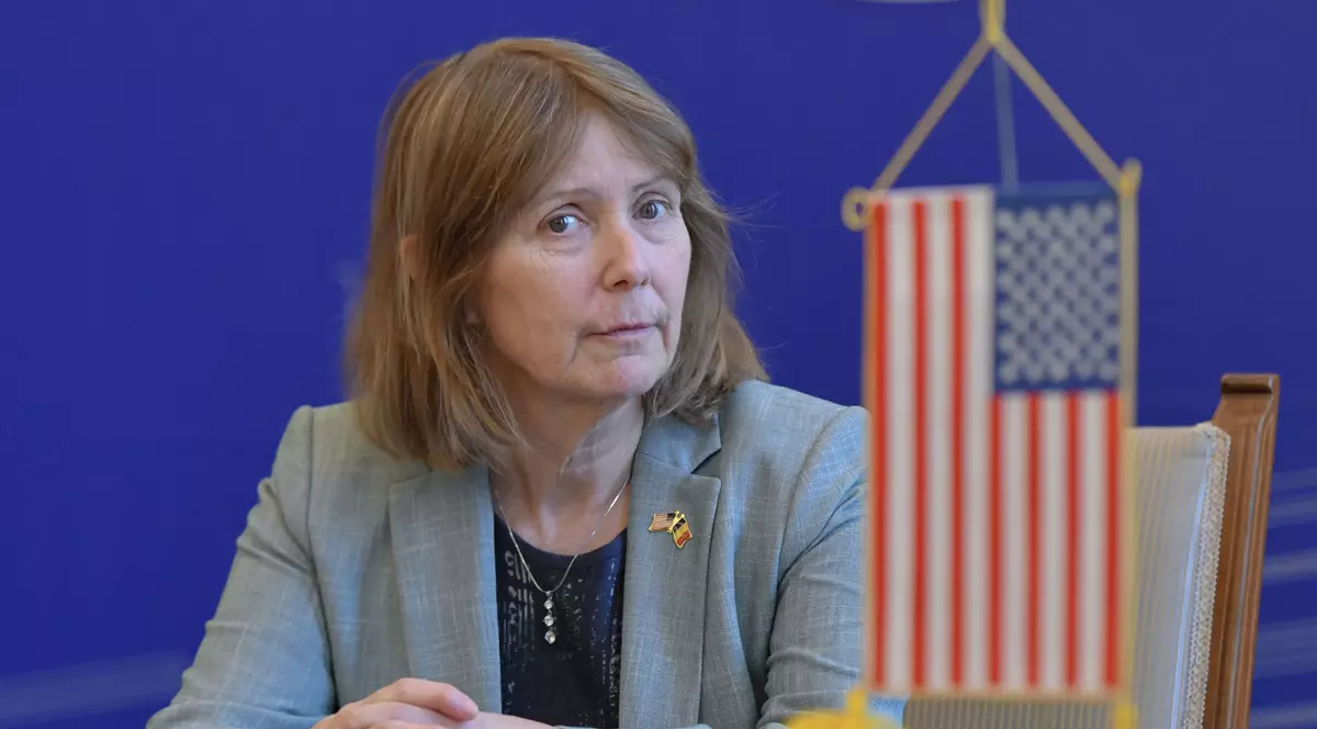 Kathleen Kavalec, ambasadoarea SUA în România, de Ziua Presei, despre cazul Iulia Marin: „Respectul pentru orice profesionist este important. Iar jurnaliştii trebuie sprijiniţi, trebuie trataţi cu respect”