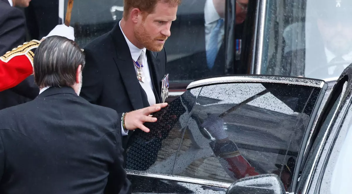 Prinţul Harry s-a întors în California, la doar câteva ore după ceremonia de încoronare a regelui Charles al III-lea