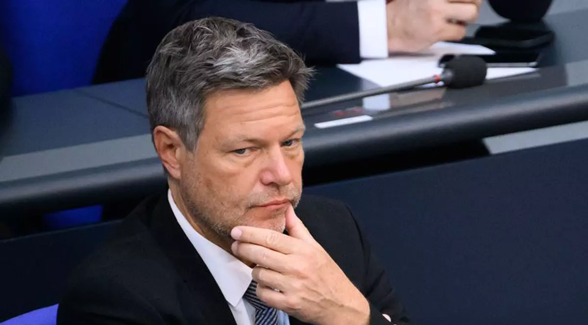 Ministrul german al economiei a primit un plic cu un praf alb. Ce a stabilit ancheta preliminară