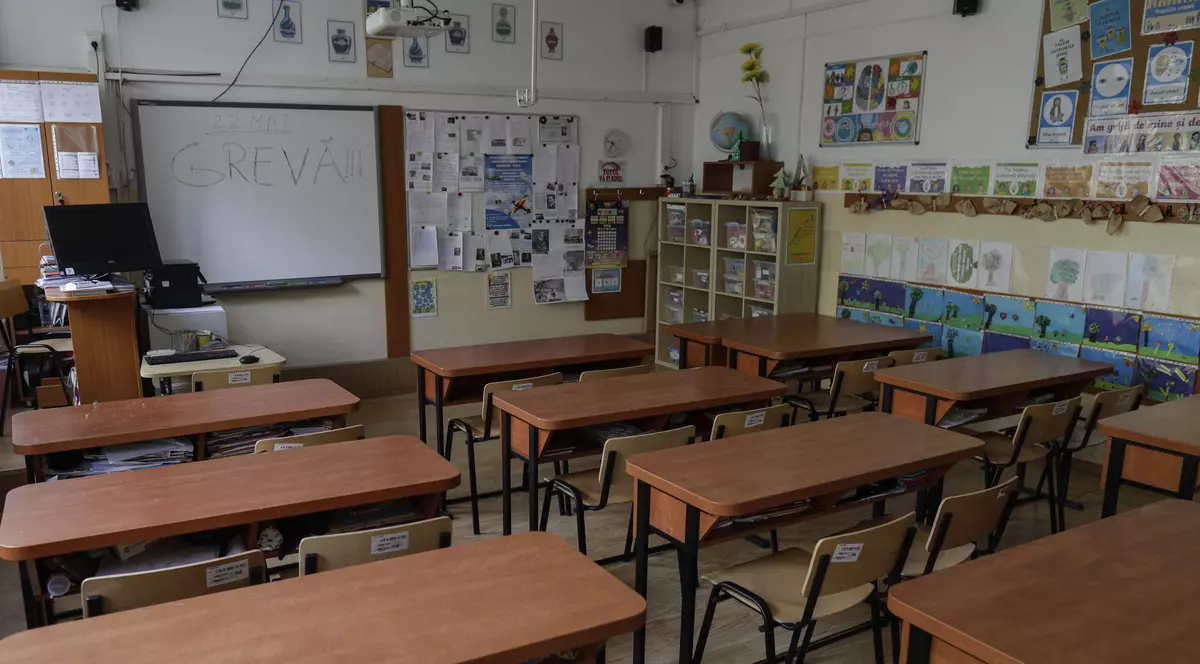 Prima zi de grevă în școli a trecut fără nicio nouă discuție între Guvern și sindicate. Lider sindical: „Nu-i interesează. Sunt nepăsători!” Greva continuă și marți