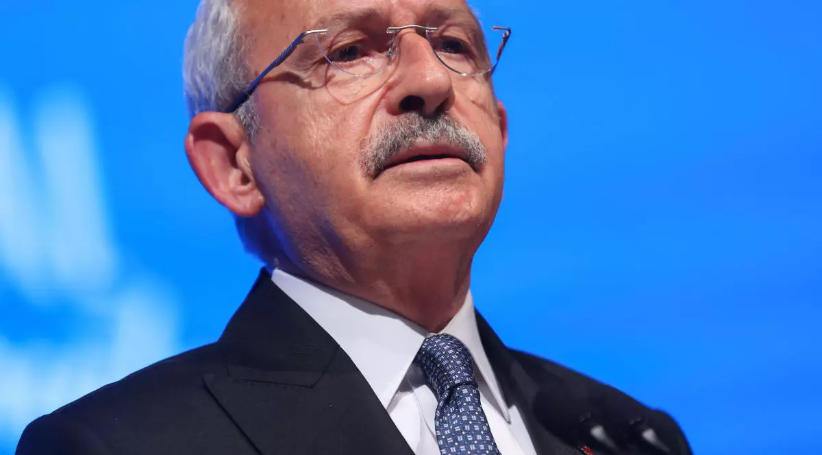 Rivalul lui Erdogan face apel la tineri, înaintea turului doi. Kilicdaroglu: „Avem 12 zile pentru a ieși din acest tunel întunecat”