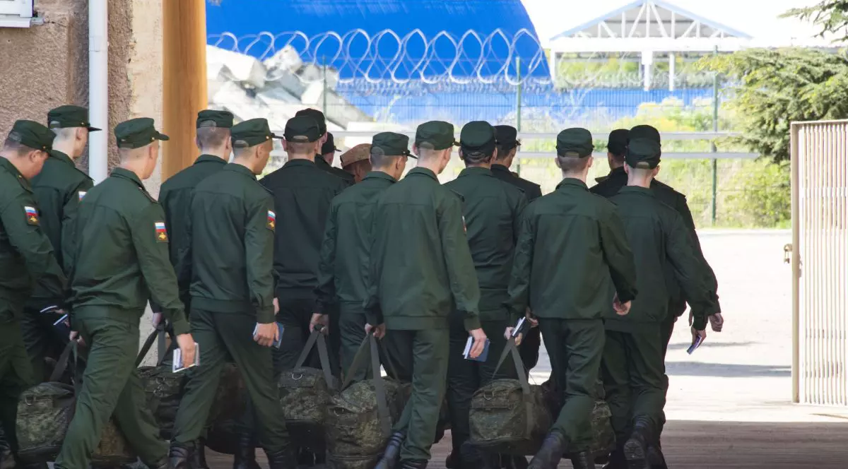 Rusia recrutează în mod activ migranți din Asia Centrală pentru războiul din Ucraina - serviciile secrete britanice