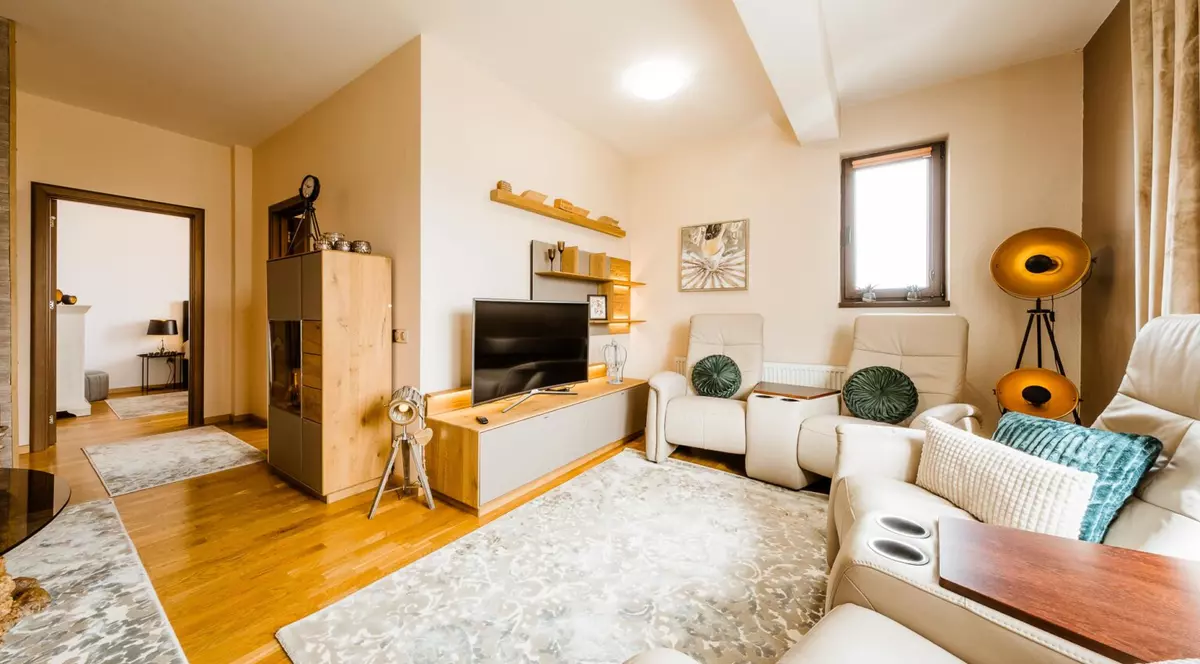 FOTO. „Comoară” pe piața imobiliară clujeană. Penthouse de 3 camere, de peste jumătate de milion de euro. Ce îi justifică prețul